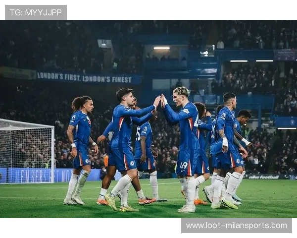 切尔西前场多点灵动配合让对手防线难以锁定